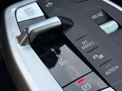 New 2026 BMW X1 xDrive28i w/ Technology Package image 19