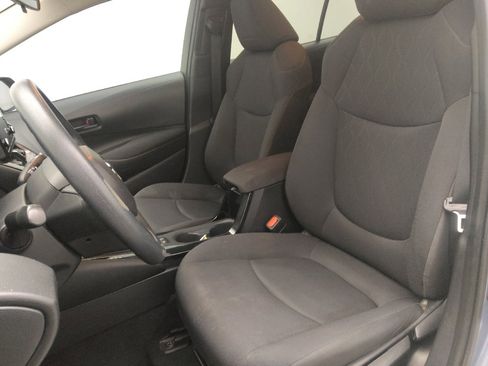 Used 2022 Toyota Corolla LE image 17