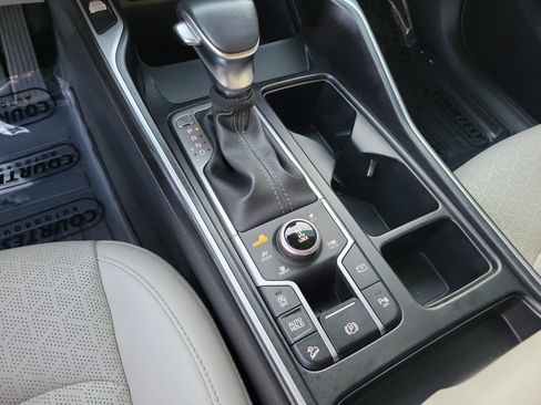 Certified 2023 Kia Sorento X-Line EX AWD/4WD image 22