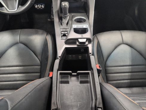 Used 2022 Toyota Avalon XSE FWD image 17