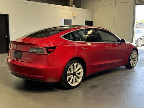 Used 2020 Tesla Model 3 Performance image 4