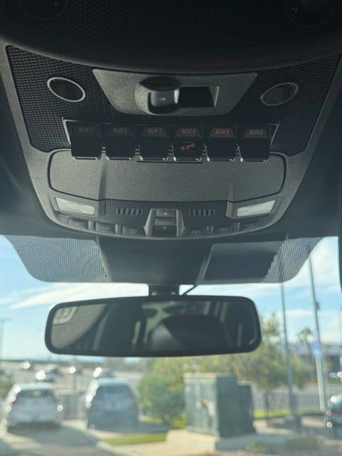 Used 2019 Ford F150 Raptor w/ Equipment Group 802A Luxury AWD/4WD image 23
