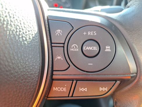 Used 2023 Toyota Corolla SE image 21