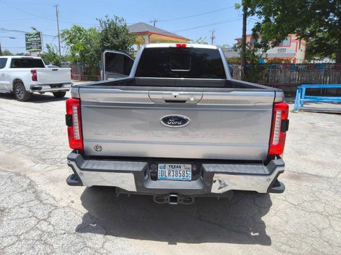Used 2024 Ford F350 Lariat w/ Lariat Ultimate Package AWD/4WD image 4