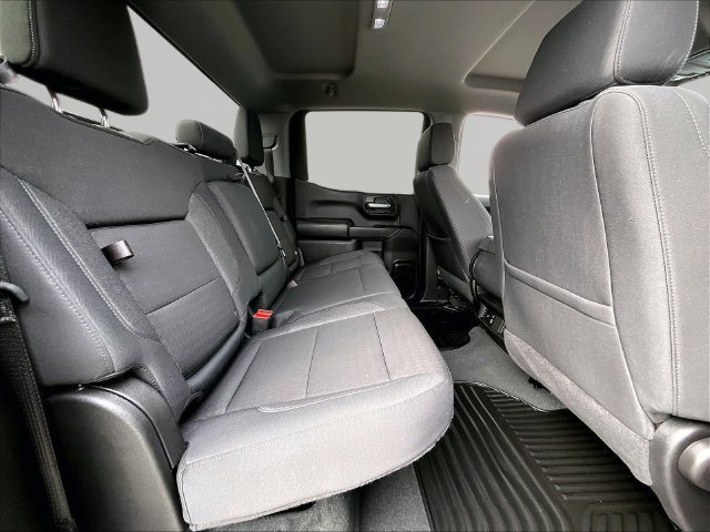 Used 2024 Chevrolet Silverado 1500 Custom Trail Boss w/ Dark Appearance Package AWD/4WD image 16