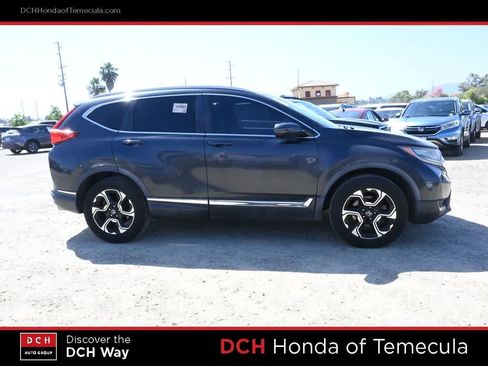 Used 2017 Honda CR-V Touring image 5