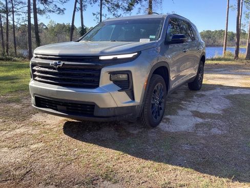 New 2026 Chevrolet Traverse LT w/ Midnight/Sport Edition image 7