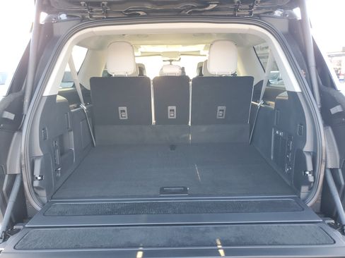 New 2025 Lincoln Navigator L Black Label image 33