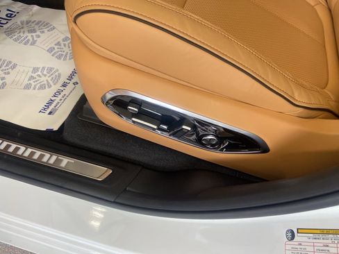 New 2026 Jeep Grand Cherokee Summit image 7