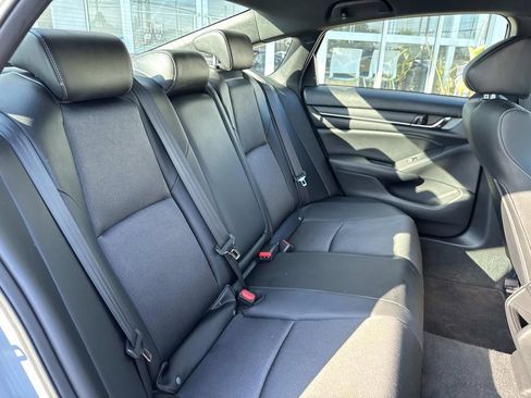 Used 2022 Honda Accord Sport image 10