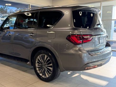Used 2019 INFINITI QX80 Luxe w/ 22" Wheel Package AWD/4WD image 13
