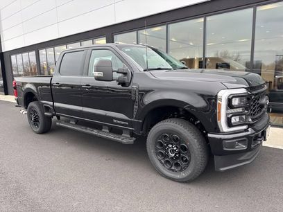 New 2025 Ford F250 Lariat w/ Black Appearance Package