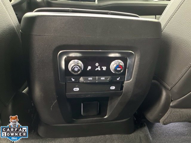 Used 2023 GMC Yukon XL Denali AWD/4WD image 32