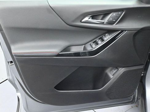 Used 2025 Chevrolet Equinox RS w/ Safety and Technology Package FWD image 11