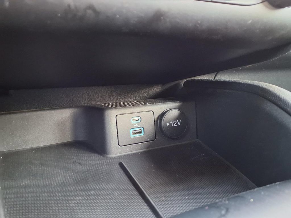 Used 2023 Ford Escape Active FWD image 8