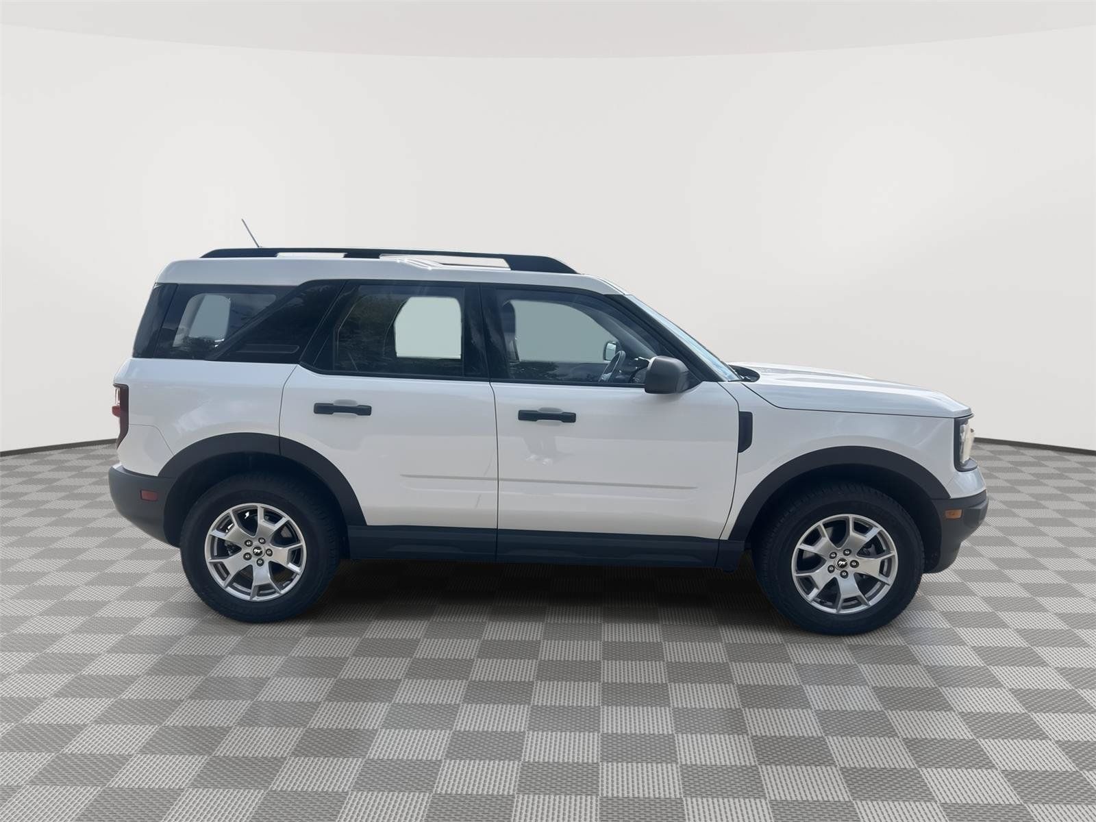Used 2023 Ford Bronco Sport AWD/4WD image 11