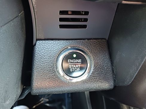 Used 2021 Ford Expedition Max Limited image 32