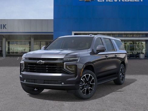 New 2026 Chevrolet Suburban RST w/ Comfort Package AWD/4WD image 6