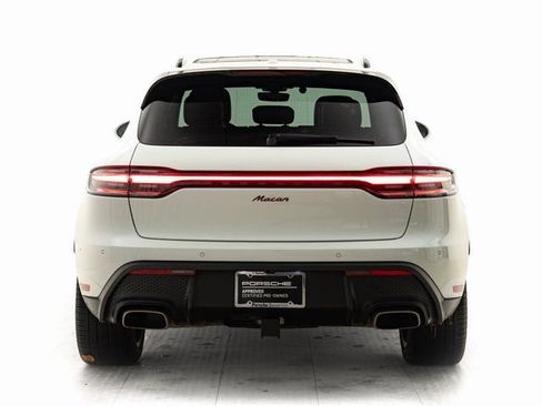 Certified 2025 Porsche Macan image 37