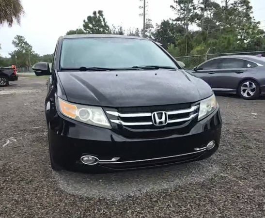 Used 2015 Honda Odyssey Touring image 3