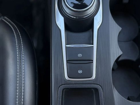 Used 2023 Ford Escape Platinum image 38