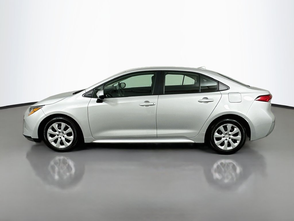 Certified 2025 Toyota Corolla LE FWD image 8