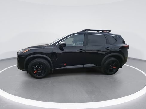 Used 2025 Nissan Rogue SV w/ Rock Creek Premium Package image 5