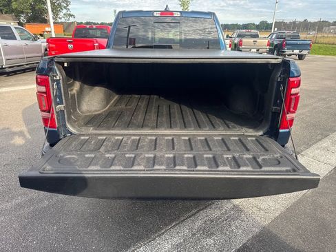 Used 2023 RAM 1500 Laramie AWD/4WD image 28
