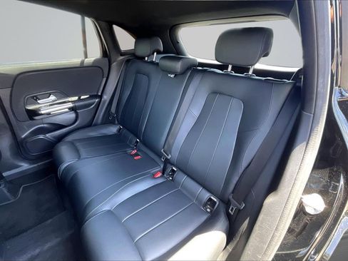 Used 2021 Mercedes-Benz GLA 250 image 26