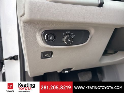 Used 2024 GMC Terrain SLE image 14