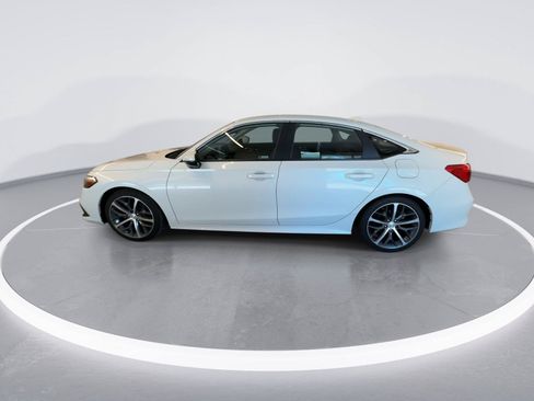 Used 2023 Honda Civic Touring image 5