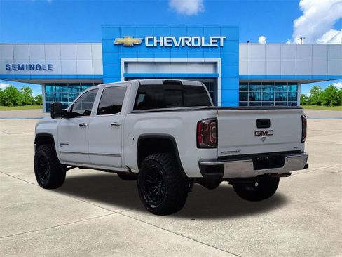 Used 2018 GMC Sierra 1500 SLT image 3