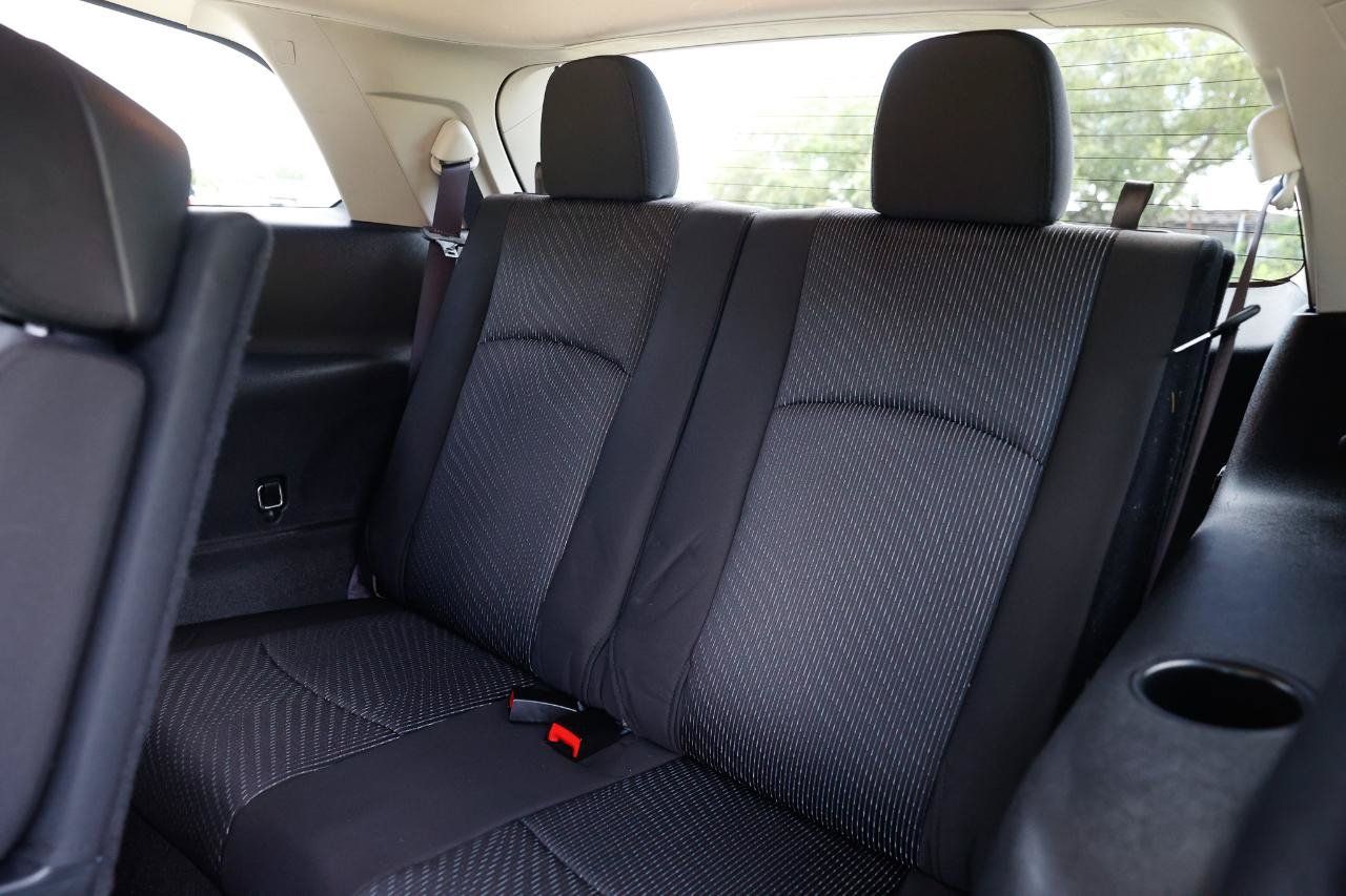 Used 2016 Dodge Journey SE w/ Flexible Seating Group FWD image 23