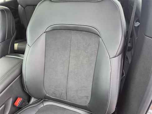 New 2025 Jeep Grand Cherokee L Altitude RWD image 20