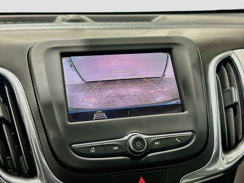 Certified 2020 Chevrolet Equinox LS FWD image 12