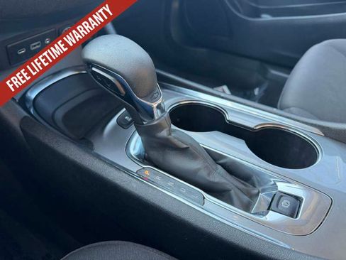 Used 2024 Chevrolet Malibu LT FWD image 24