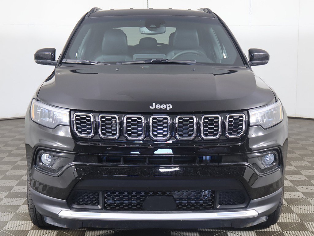 Used 2026 Jeep Compass Limited AWD/4WD image 12