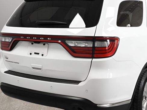 Used 2022 Dodge Durango SXT image 3