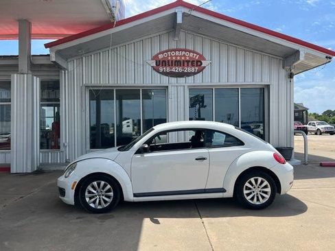 Used 2014 Volkswagen Beetle 1.8T FWD image 1
