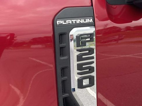 Used 2026 Ford F250 Platinum w/ Platinum Plus Package AWD/4WD image 9