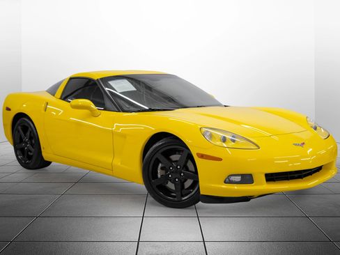 Used 2006 Chevrolet Corvette Coupe image 7