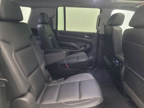 Used 2019 Chevrolet Suburban LT AWD/4WD image 19