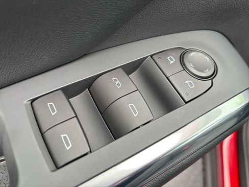 New 2025 Chevrolet Traverse LT w/ LPO, Floor Liner Package image 13