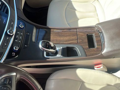 Used 2017 Buick LaCrosse Preferred image 26