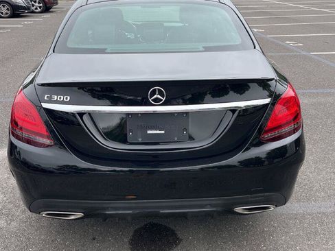 Used 2020 Mercedes-Benz C 300 Sedan image 4