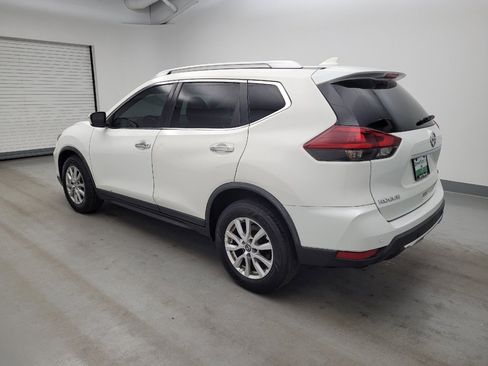 Used 2019 Nissan Rogue SV FWD image 3