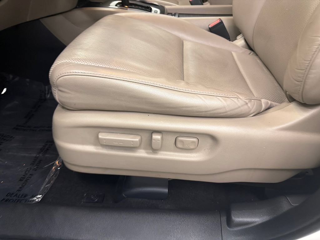 Used 2017 Honda Ridgeline RTL-T image 10