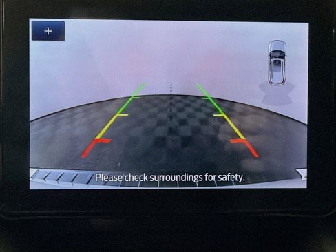 Used 2022 Ford Explorer XLT image 16