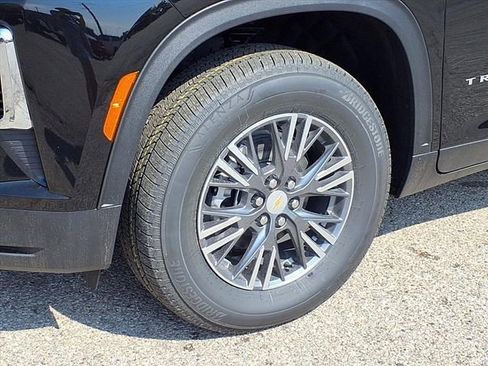 New 2026 Chevrolet Traverse LT image 25