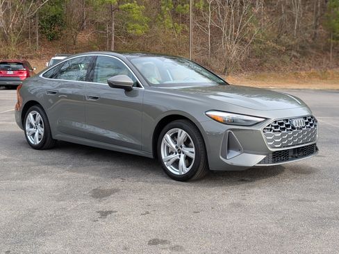 Used 2025 Audi A5 2.0T Premium w/ Convenience Package image 11